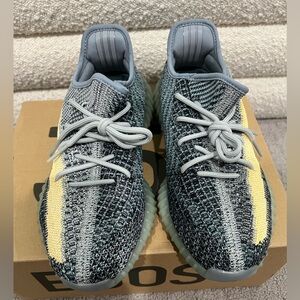 Adidas Yeezy Boost 350 V2 Ash Blue | Men’s 7.5 / Women’s 9 | Worn Once
